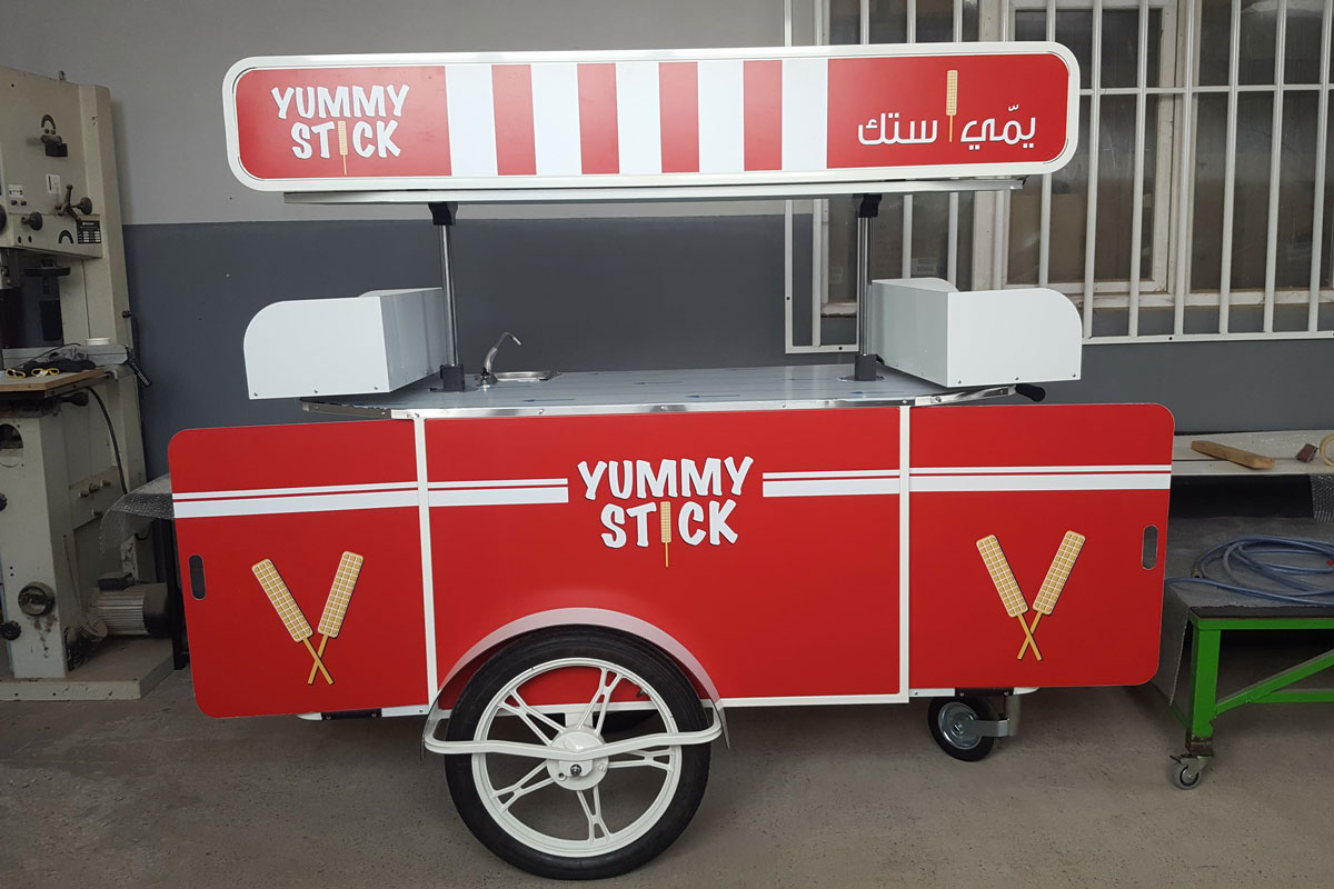 Vending cart by BizzOnWheels