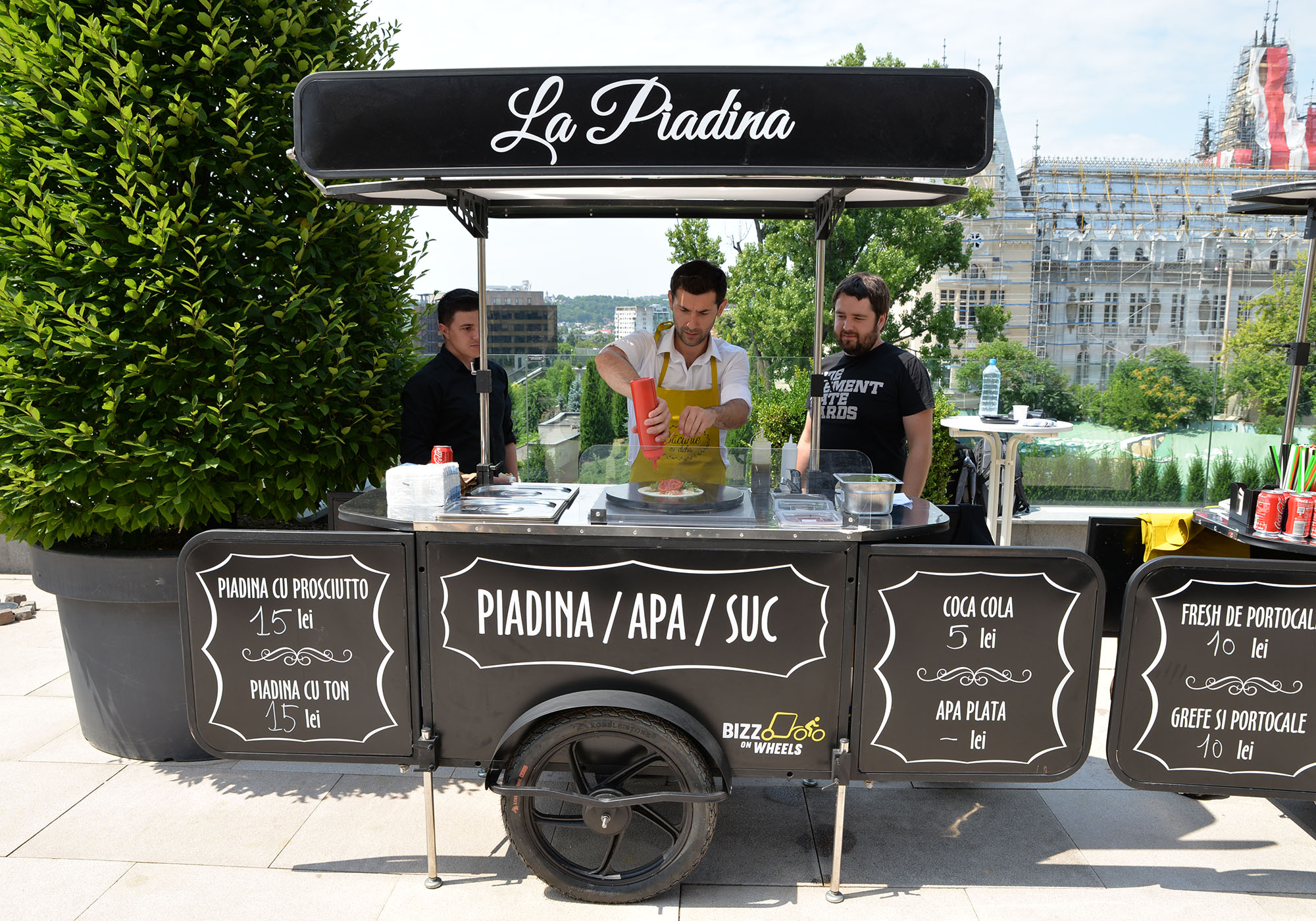 Piadina food cart by Bizz On Wheels